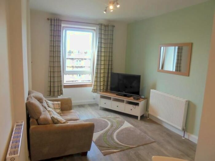 1 Bedroom Flat To Rent In Yeaman Place, Edinburgh, EH11
