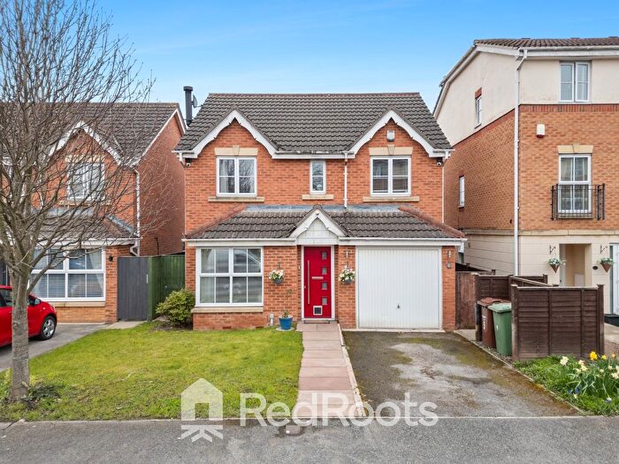 4 Bedroom Detached House For Sale In Brackendale Road, Thornes, WF2