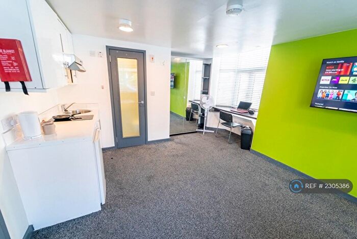 Studio To Rent In Dale Road, Birmingham, B29
