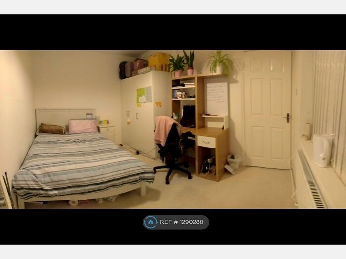 4 Bedroom Semi-Detached House To Rent In Laurel Avenue, Durham, DH1