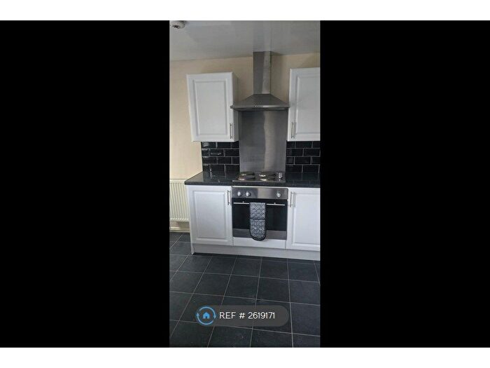 3 Bedroom Semi-detached House To Rent In Coach Road Estate, Washington, NE37