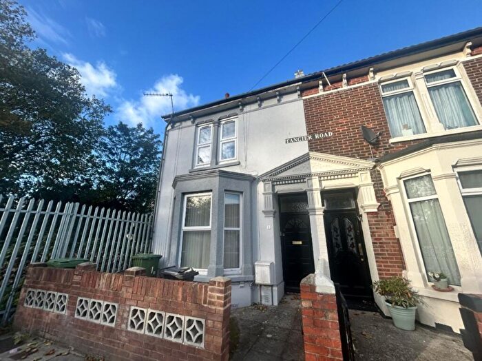 2 Bedroom Flat For Sale In Tangier Road, Portsmouth, PO3