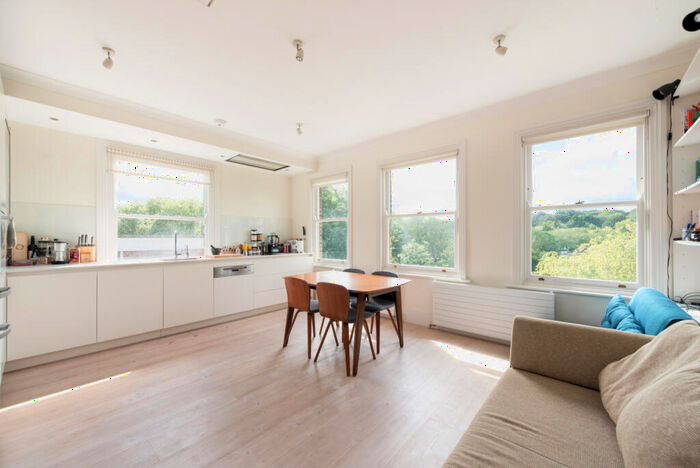 2 Bedroom Apartment To Rent In South Hill Park, London, NW3