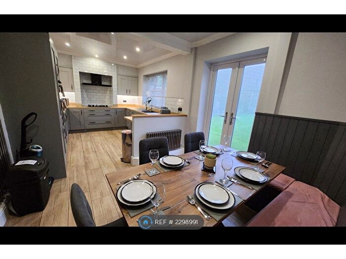 3 Bedroom Semi-Detached House To Rent In Highfield Road, Farnworth, Bolton, BL4