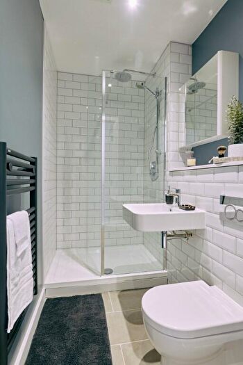 2 Bedroom Apartment To Rent In Gilders Yard, Birmingham Birmingham, B18