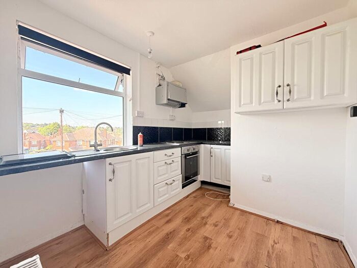 1 Bedroom Apartment To Rent In Highfield Road, Littleover, DE23