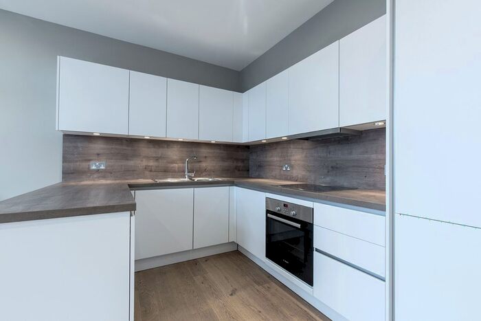 1 Bedroom Flat To Rent In Cheam Common Road, Worcester Park, KT4