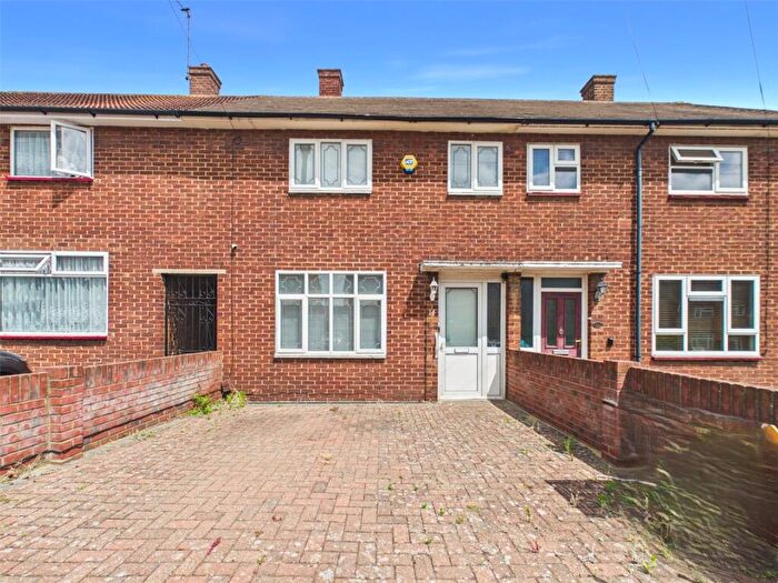 2 Bedroom Terraced House For Sale In Tiverton Grove, Romford, RM3