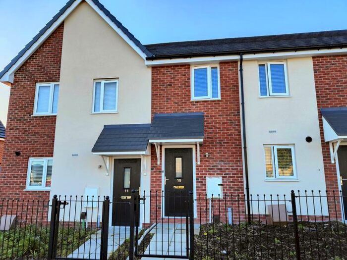 3 Bedroom Property To Rent In Thompson Avenue, Doncaster, DN12