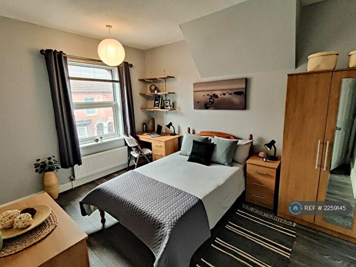 7 Bedroom Terraced House To Rent In St. Michaels Road, Northampton, NN1