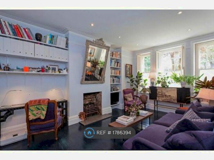 2 Bedroom Flat To Rent In Cormont Road, London, SE5