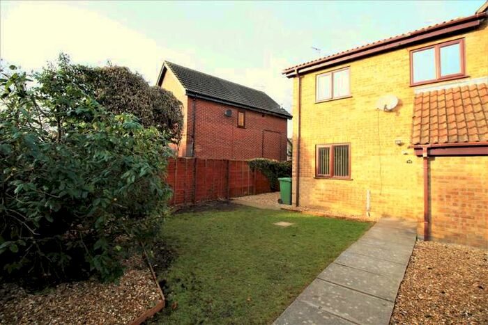 2 Bedroom Property To Rent In Beaumaris Road Sawtry, PE28