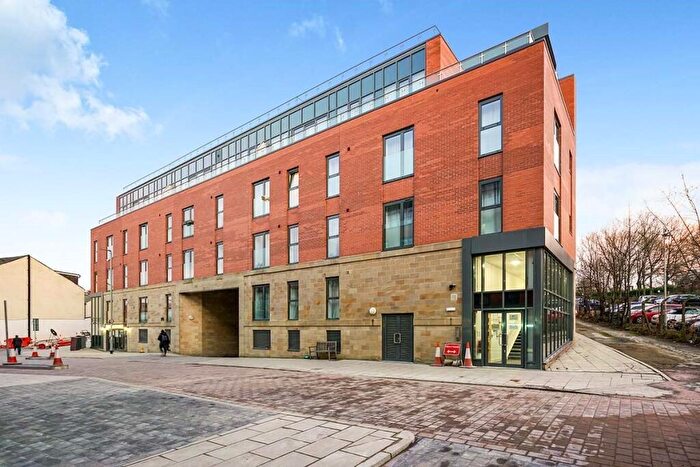 1 Bedroom Apartment To Rent In Mabgate, Leeds, West Yorkshire, LS9