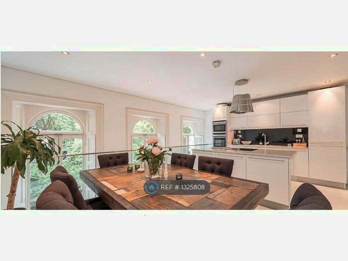 2 Bedroom Flat To Rent In Westbourne Terrace, London W2