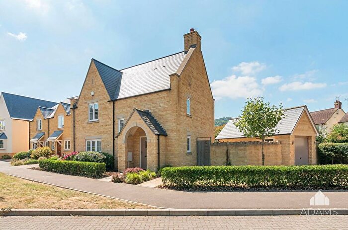 3 Bedroom Detached House For Sale In Redwood Close, Gretton, Cheltenham, GL54