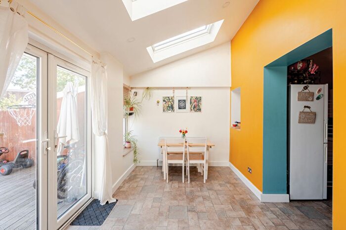 3 Bedroom Terraced House For Sale In Eighth Avenue, Filton, Bristol, BS7