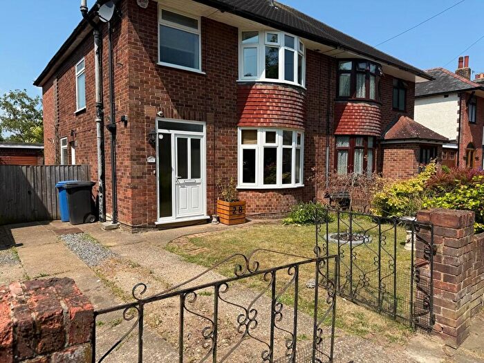 3 Bedroom Semi-Detached House To Rent In Clapgate Lane, Ipswich, IP3