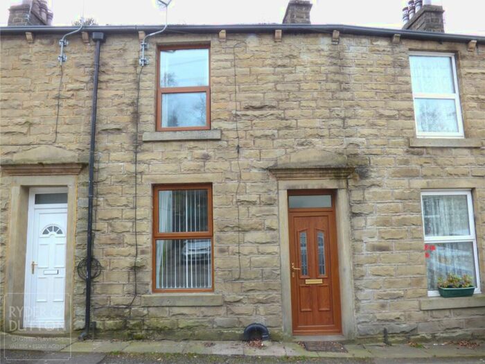 2 Bedroom Terraced House To Rent In Lee Road, Bacup, Lancashire, OL13