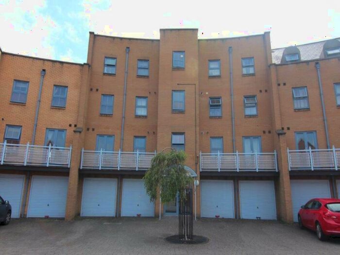 2 Bedroom Flat To Rent In Maunsell Rd, Weston Village, Weston-super-Mare, BS24