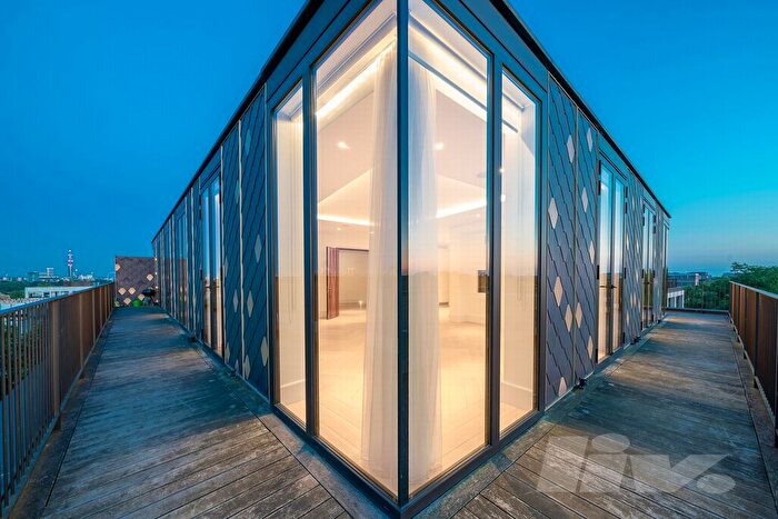 5 Bedroom Flat To Rent In St Edmund's Terrace, Primrose Hill, NW8