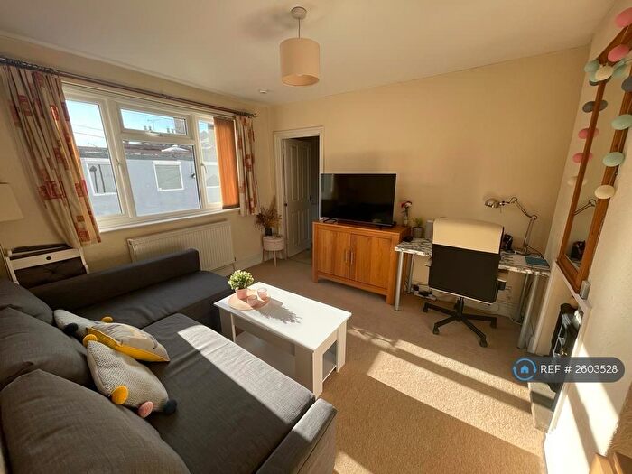 1 Bedroom Flat To Rent In Clarendon Street, Leamington Spa, CV32