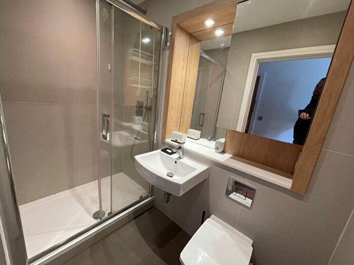 1 Bedroom Flat To Rent In The Landmark, Luton, LU1