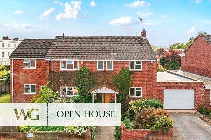 5 Bedroom Detached House For Sale In St. Leonards, Exeter, EX2