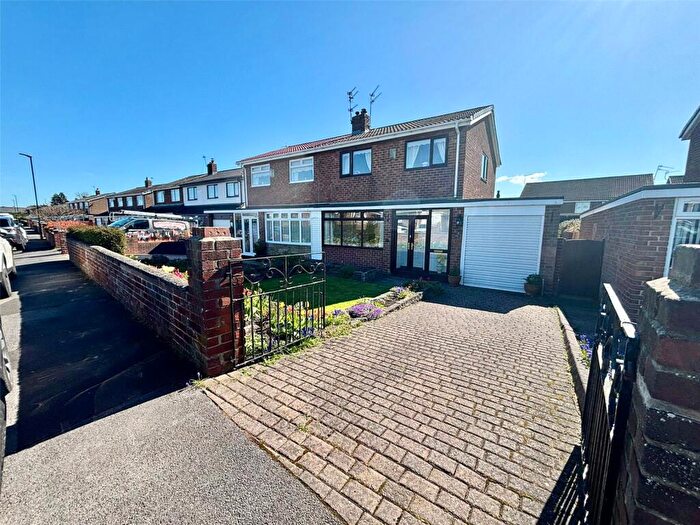 3 Bedroom Semi Detached House For Sale In Briar Lea, Shiney Row, Houghton Le Spring, Tyne And Wear, DH4