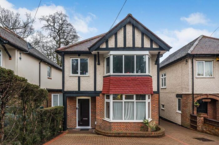 4 Bedroom Detached House To Rent In The Ridgeway, Mill Hill, NW7