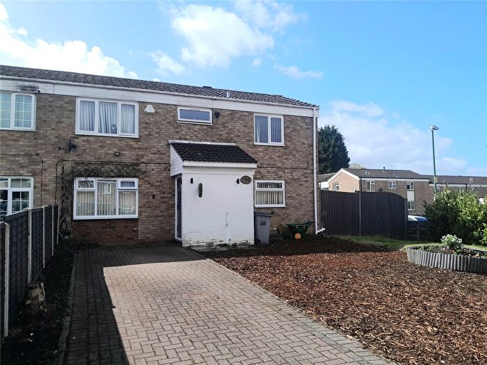 4 Bedroom End Of Terrace House For Sale In Piccadilly Close, Birmingham, West Midlands, B37