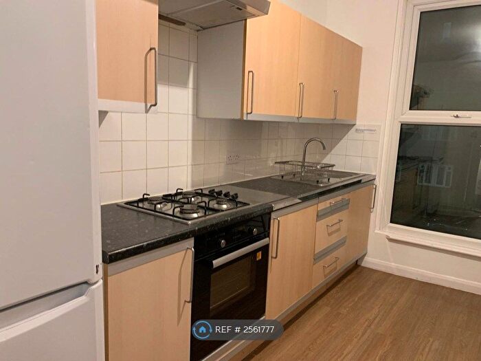 5 Bedroom Flat To Rent In Malden Road, London, NW5