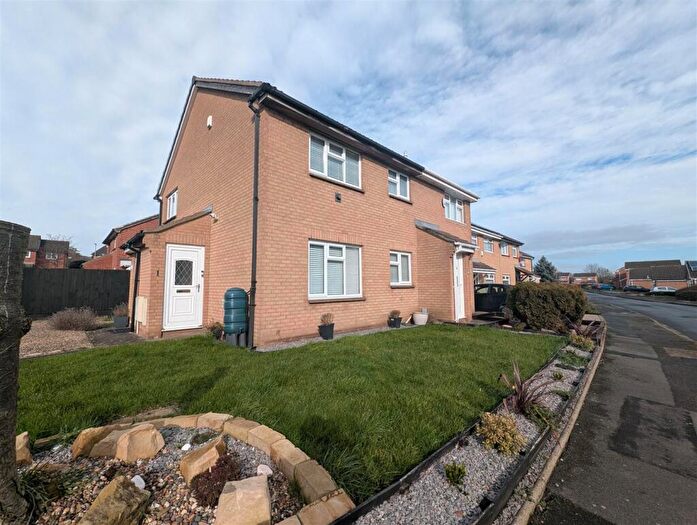 1 Bedroom Terraced House For Sale In Bangor Grove, Darlington, DL1