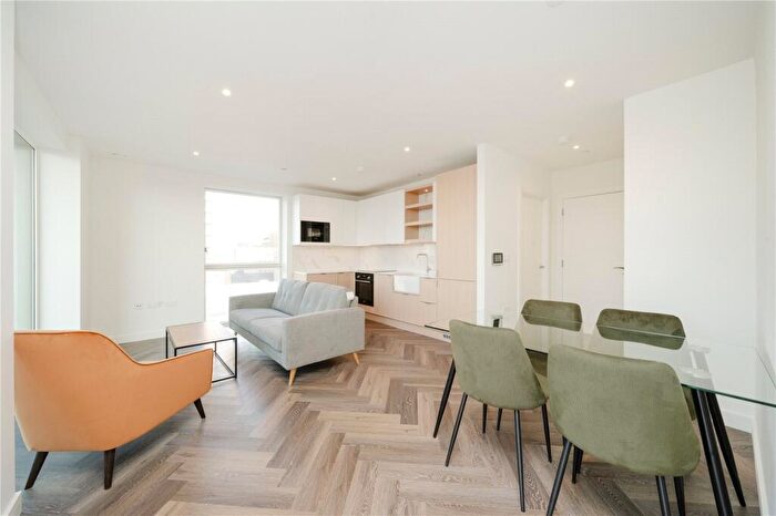 1 Bedroom Apartment To Rent In Bower House, Silkstream, London, NW9