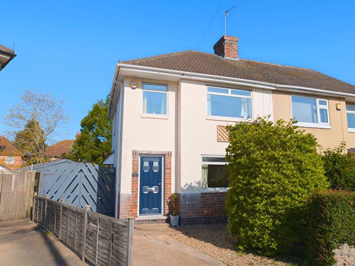 3 Bedroom Semi Detached House For Sale In Pelham Crescent, Beeston, NG9