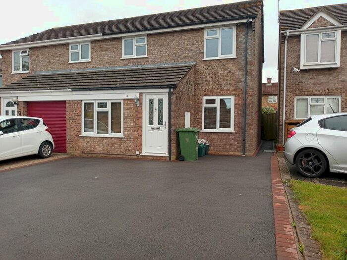 3 Bedroom Property To Rent In Hawthorn Way, Stoke Gifford, Bristol, BS34