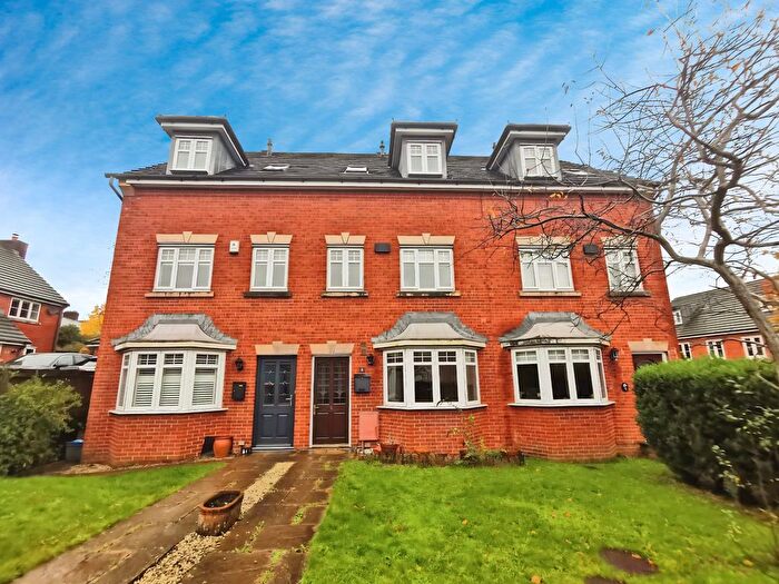 3 Bedroom Town House To Rent In Mons Close, Newport, NP20