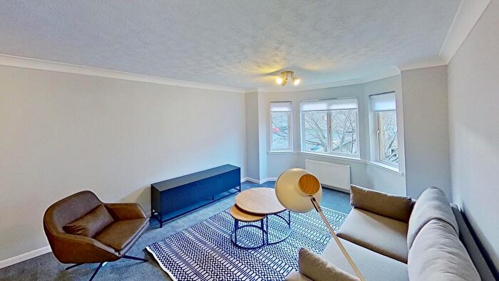 2 Bedroom Flat To Rent In Easter Dalry Road, Edinburgh, EH11