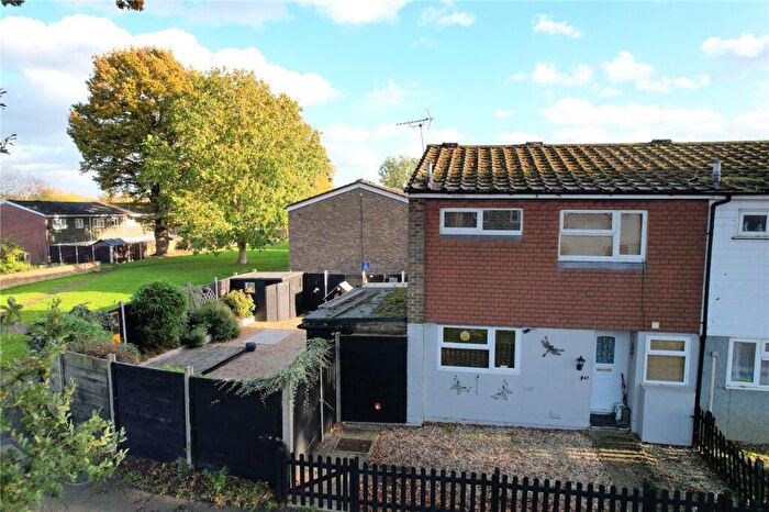 3 Bedroom End Of Terrace House For Sale In Cherry Tree Lane, Godalming, Surrey, GU7