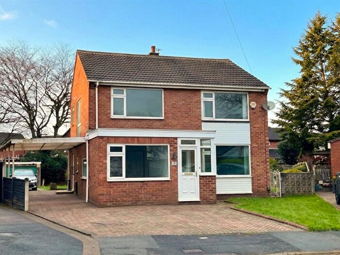 4 Bedroom Detached House For Sale In Hexham Close, Sale, M33