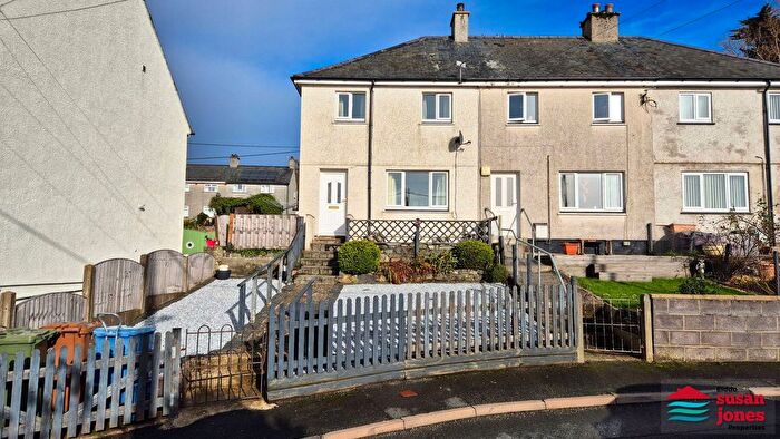 2 Bedroom End Of Terrace House For Sale In Llanystumdwy, Cricieth|Criccieth, LL52