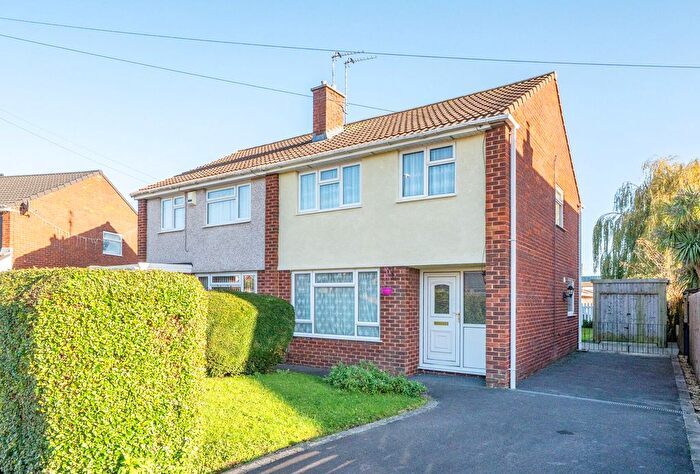 3 Bedroom Semi Detached House For Sale In Materman Road, Bristol, Somerset, BS14