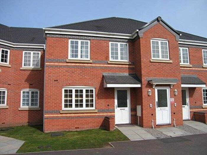 2 Bedroom Apartment To Rent In Glover Road, Castle Donington, DE74