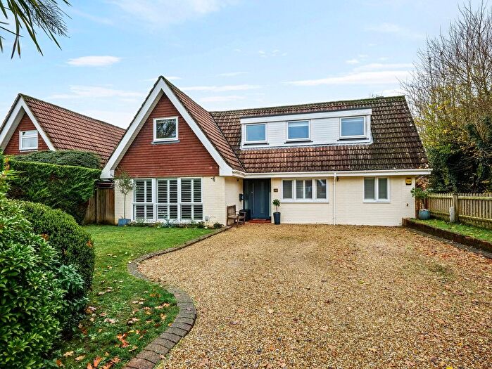 4 Bedroom Detached House For Sale In Moorlands Close, Brockenhurst, SO42