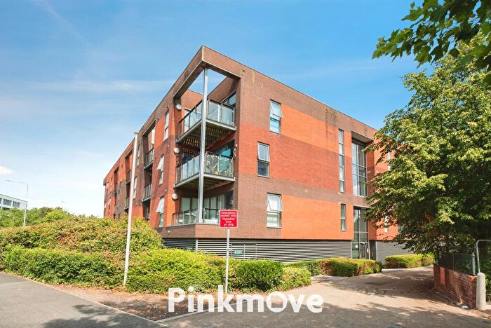 2 Bedroom Apartment For Sale In Usk Way, Newport, NP20