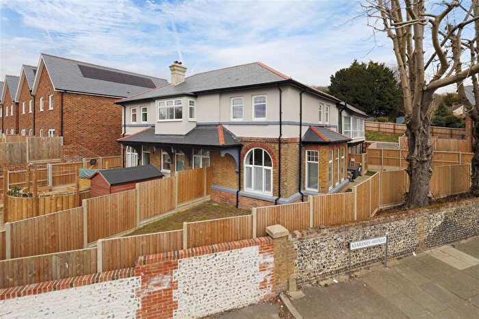 1 Bedroom Flat For Sale In Railway House, Kearsney, Dover, CT16