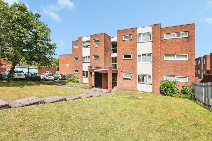 2 Bedroom Flat For Sale In North Park Road, Birmingham, West Midlands, B23