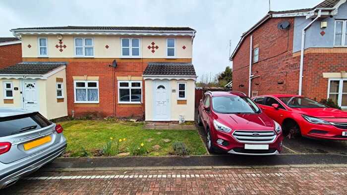 3 Bedroom Semi Detached House To Rent In Tilbury Crescent, Thurmaston, LE4