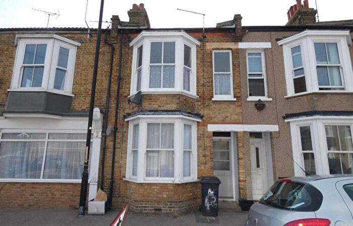 1 Bedroom Flat To Rent In Richmond Street, Herne Bay, Kent, CT6