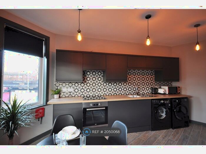 5 Bedroom Terraced House To Rent In Highfield Road, Leeds, LS13