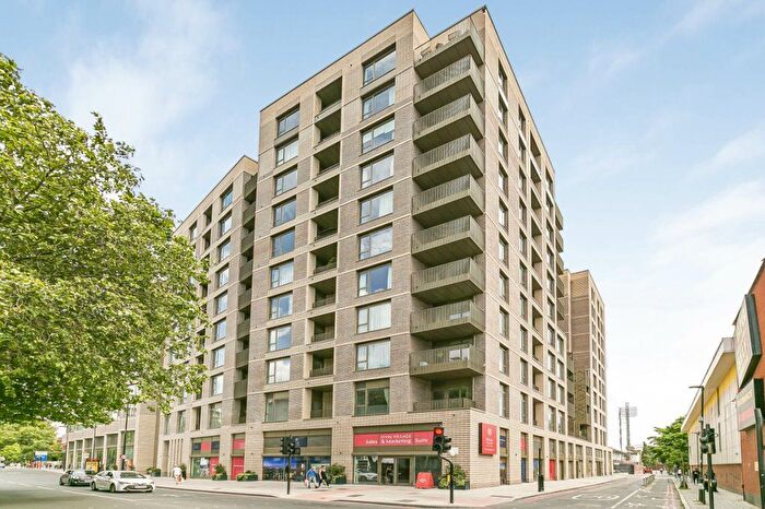 2 Bedroom Flat For Sale In Gasholder Place, Vauxhall, London, SE11